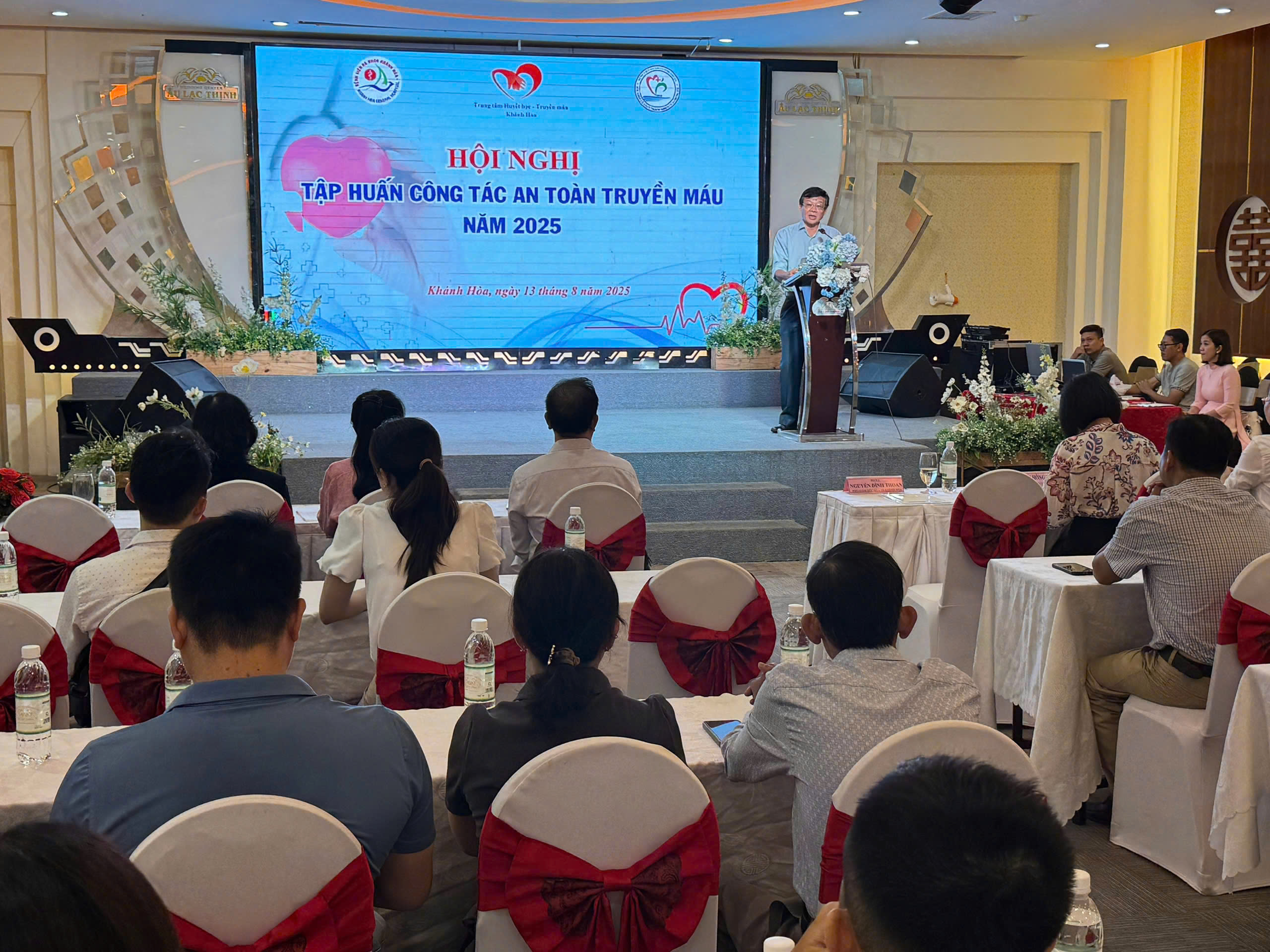 Khánh Hòa: Nâng cao năng lực an toàn truyền máu cho đội ngũ y tế